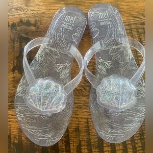 Mini Melissa seashell flip flops girls size 1